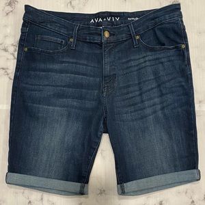 Ava & Viv Power Stretch Dark Wash Denim Cuffed Bermuda Shorts Size 16 W